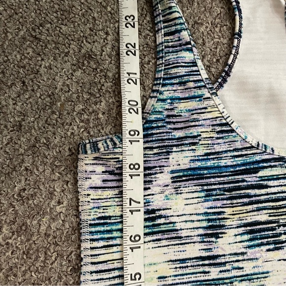 Lululemon Striped Patterned Athletic Athleisure Workout Racerback Tank Top Small - Picture 6 of 7